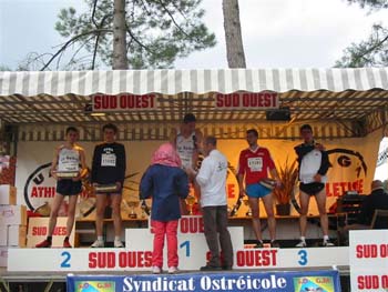 PODIUMS CROSS SO 2006 002
