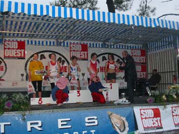 PODIUMS CROSS SO 044